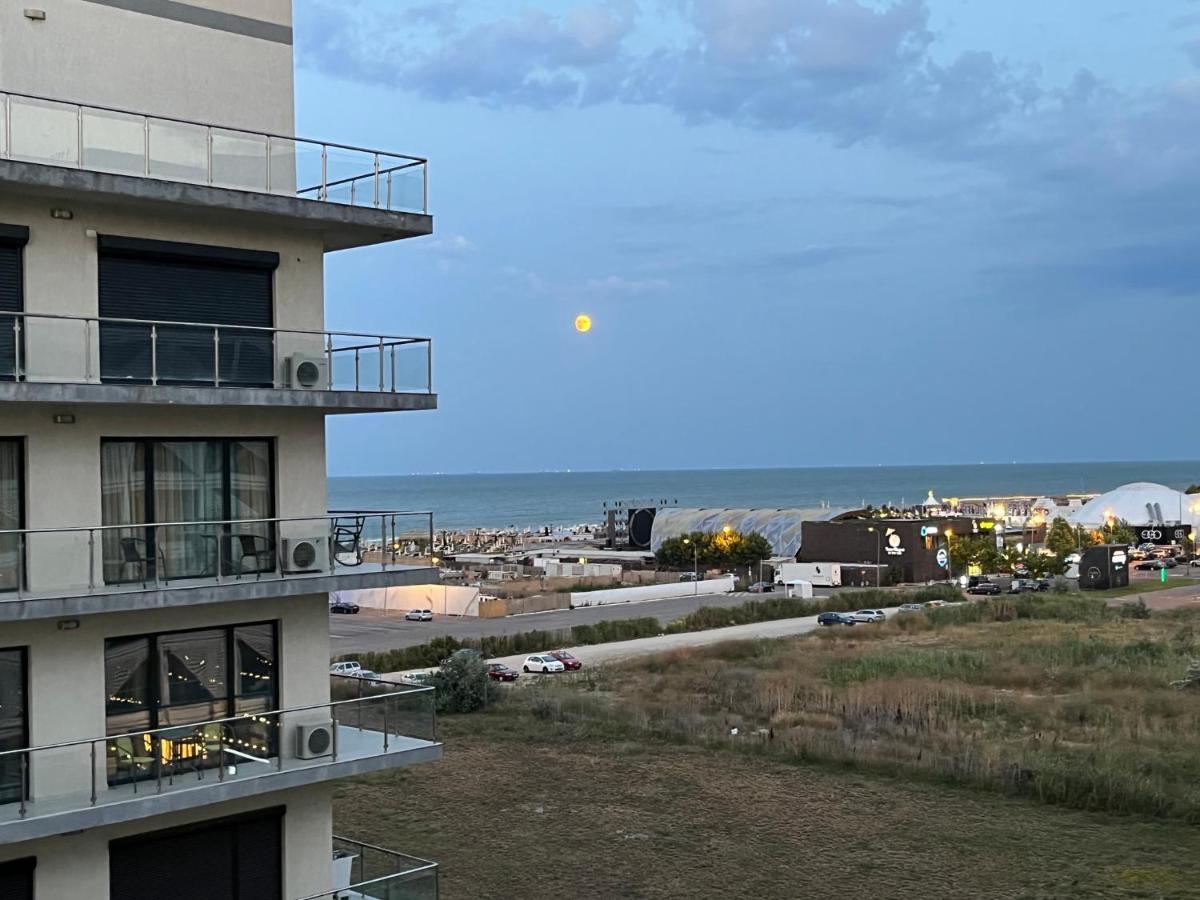 Luxury Studio 42 De Silva Mamaia Exterior photo