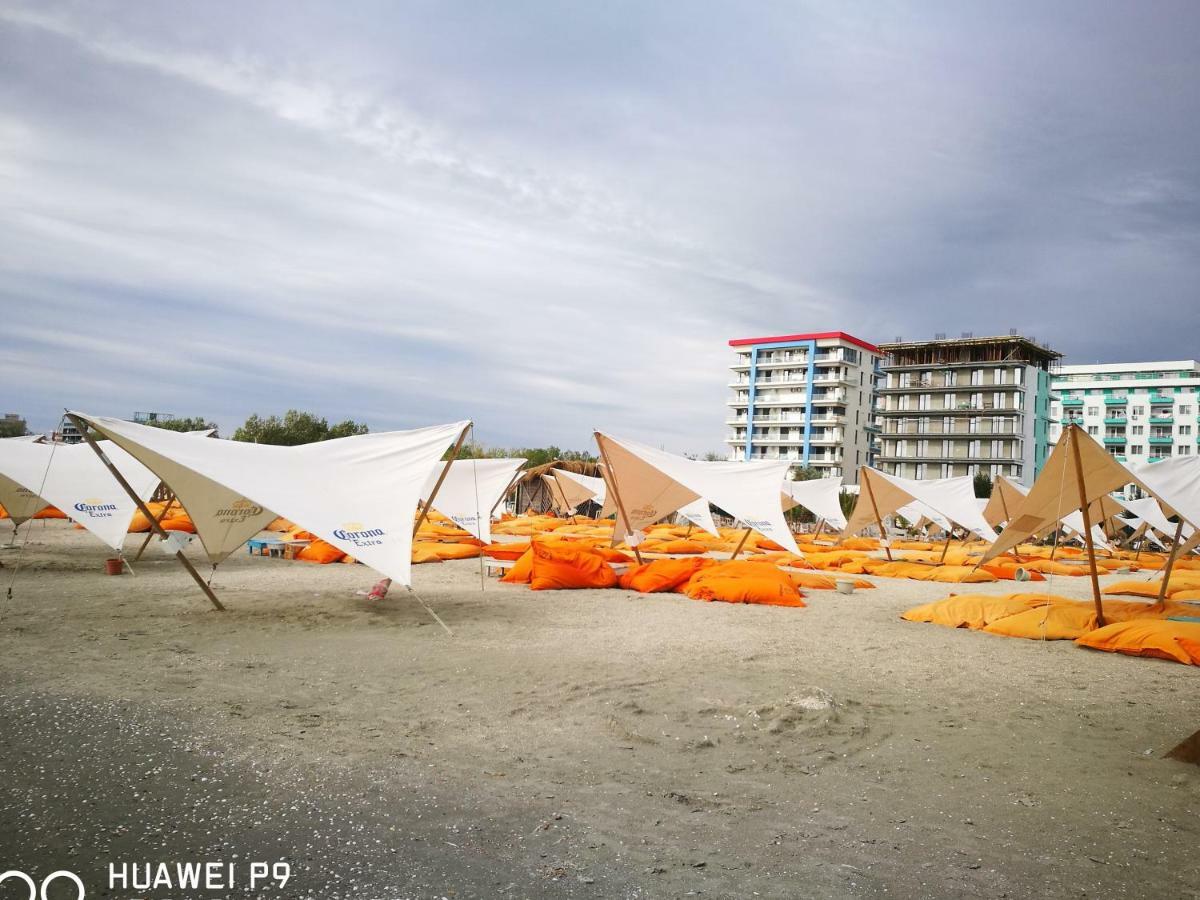 Luxury Studio 42 De Silva Mamaia Exterior photo