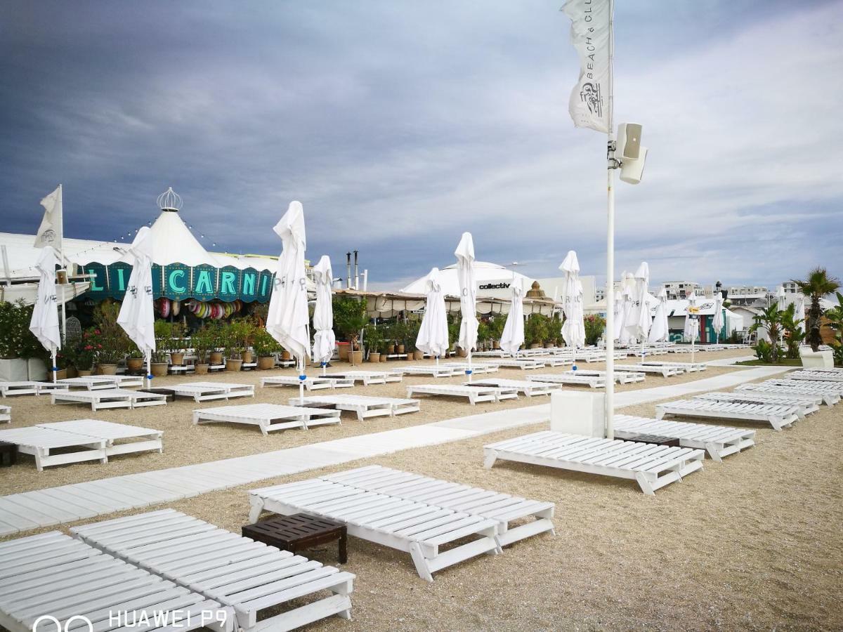 Luxury Studio 42 De Silva Mamaia Exterior photo