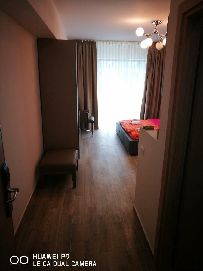 Luxury Studio 42 De Silva Mamaia Exterior photo